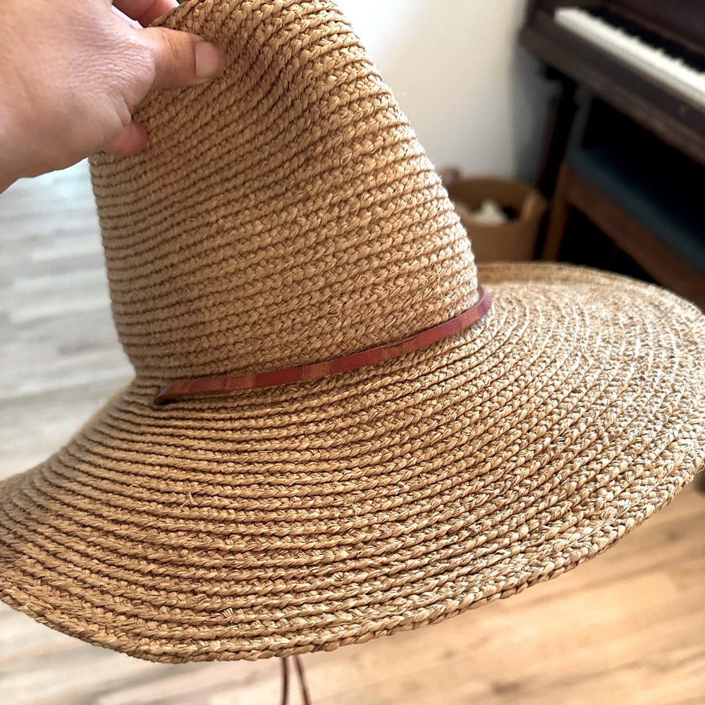 Gigi Pip soft woven hat